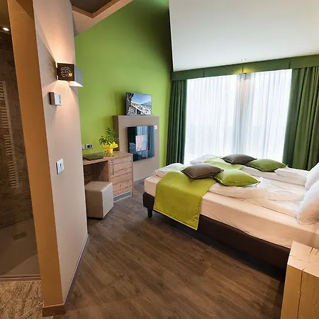 Hotel Adamello 3*