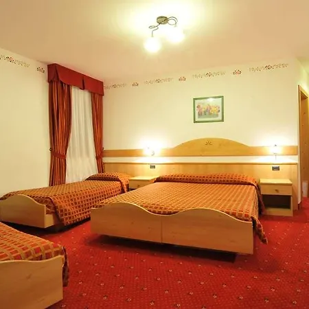 Adamello Hotel Tonalepass